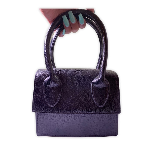 Handbag - Picture 3 of 3